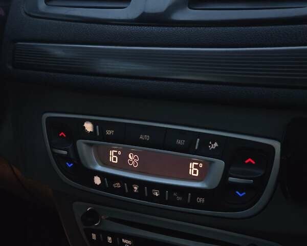 Бежевый Рено Меган, объемом двигателя 1.46 л и пробегом 252 тыс. км за 5200 $, фото 26 на Automoto.ua