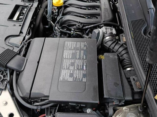 Бежевый Рено Меган, объемом двигателя 1.6 л и пробегом 173 тыс. км за 7499 $, фото 12 на Automoto.ua