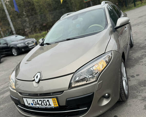 Бежевий Рено Меган, об'ємом двигуна 1.4 л та пробігом 212 тис. км за 6300 $, фото 10 на Automoto.ua