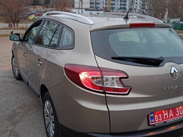 Бежевый Рено Меган, объемом двигателя 1.6 л и пробегом 173 тыс. км за 7499 $, фото 6 на Automoto.ua