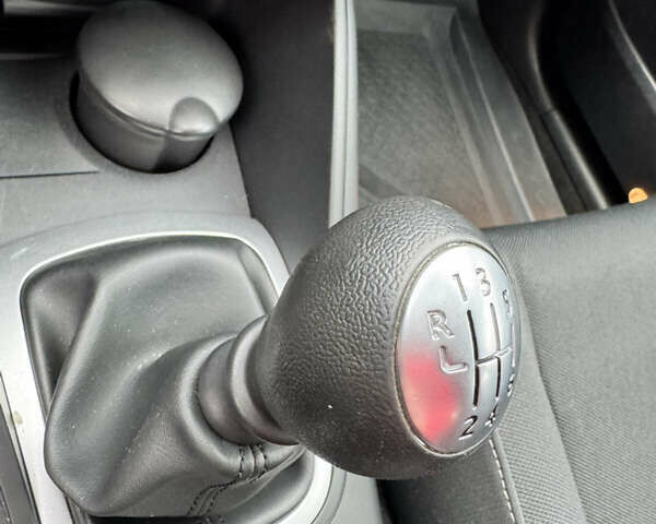 Бежевый Рено Меган, объемом двигателя 1.6 л и пробегом 194 тыс. км за 7399 $, фото 35 на Automoto.ua