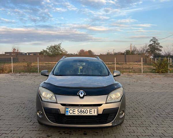 Рено Меган 2010 в Черновцах на Automoto.ua Бежевый Рено Меган, объемом двигателя 1.46 л и пробегом 202 тыс. км за 5800 $, фото 1 на Automoto.ua