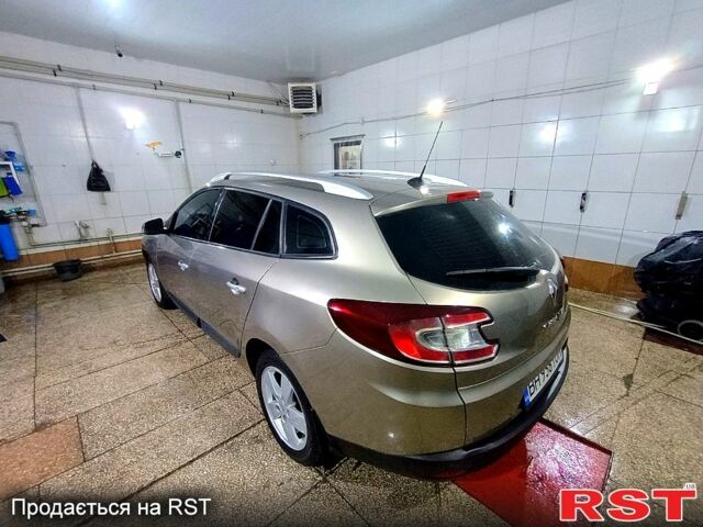 Бежевый Рено Меган, объемом двигателя 1.5 л и пробегом 256 тыс. км за 6900 $, фото 7 на Automoto.ua