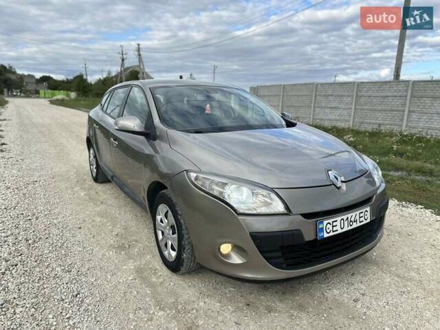 Рено Меган 2010 в Черновцах на Automoto.ua Бежевый Рено Меган, объемом двигателя 1.46 л и пробегом 270 тыс. км за 4999 $, фото 3 на Automoto.ua