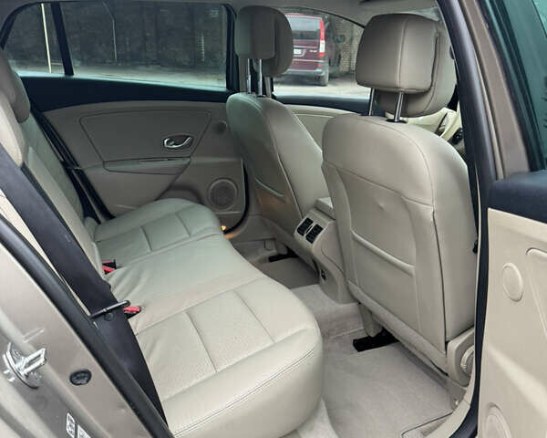 Бежевий Рено Меган, об'ємом двигуна 1.4 л та пробігом 212 тис. км за 6300 $, фото 26 на Automoto.ua