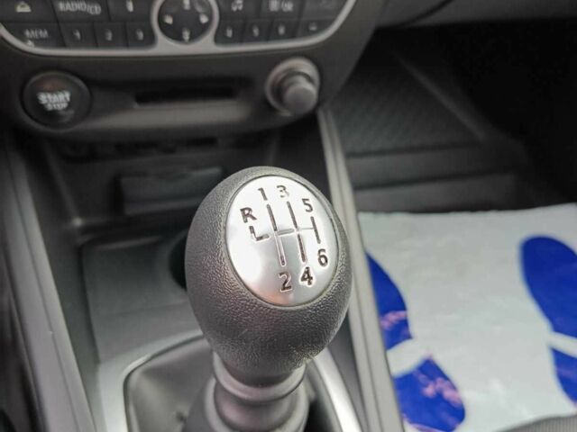 Бежевый Рено Меган, объемом двигателя 1.6 л и пробегом 173 тыс. км за 7499 $, фото 15 на Automoto.ua