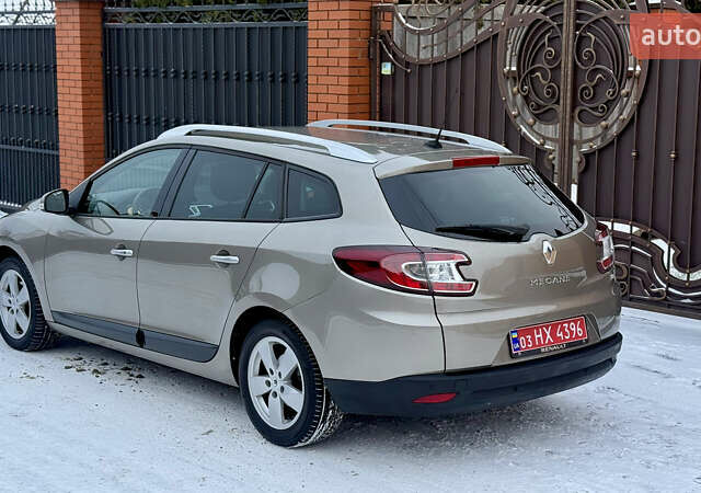 Бежевый Рено Меган, объемом двигателя 1.4 л и пробегом 225 тыс. км за 7500 $, фото 2 на Automoto.ua