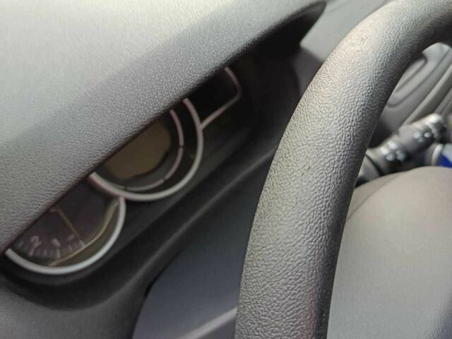 Бежевый Рено Меган, объемом двигателя 1.6 л и пробегом 173 тыс. км за 7499 $, фото 13 на Automoto.ua