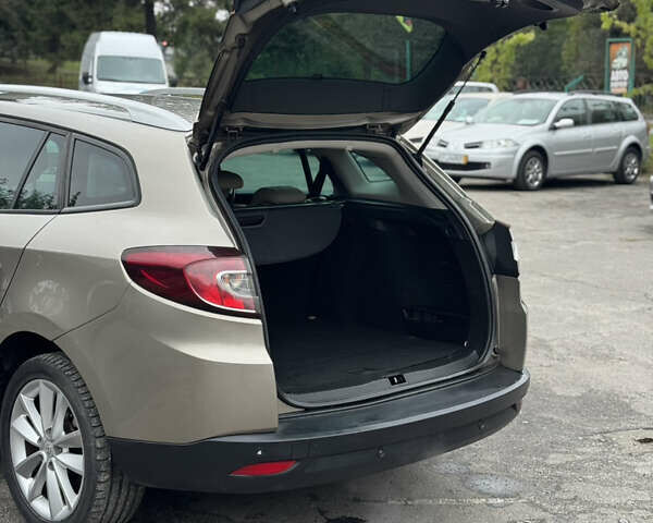 Бежевий Рено Меган, об'ємом двигуна 1.4 л та пробігом 212 тис. км за 6300 $, фото 29 на Automoto.ua