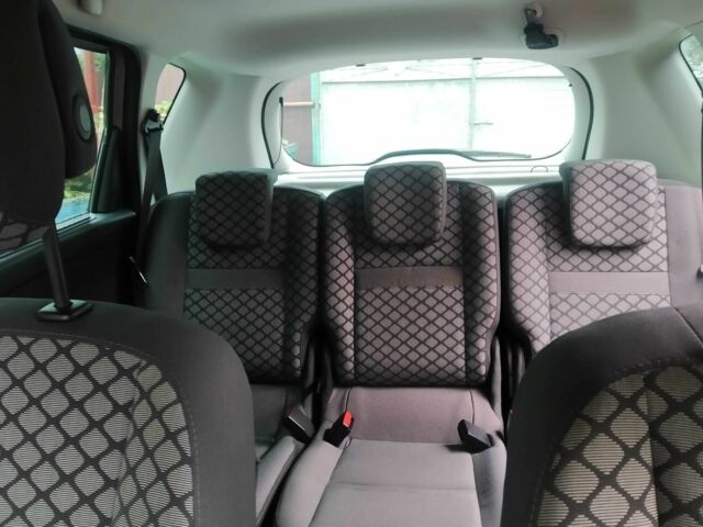 Бежевый Рено Меган, объемом двигателя 1.5 л и пробегом 180 тыс. км за 7500 $, фото 3 на Automoto.ua