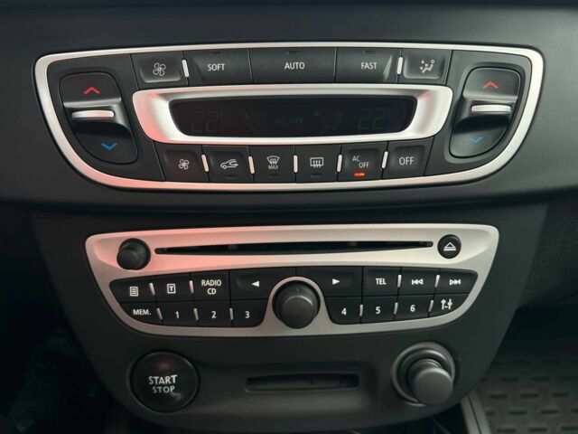 Бежевый Рено Меган, объемом двигателя 1.5 л и пробегом 211 тыс. км за 7400 $, фото 13 на Automoto.ua