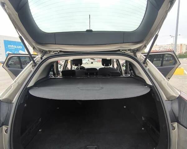 Бежевый Рено Меган, объемом двигателя 1.5 л и пробегом 247 тыс. км за 8500 $, фото 20 на Automoto.ua