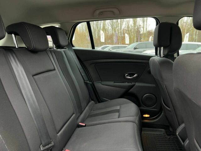 Бежевый Рено Меган, объемом двигателя 1.5 л и пробегом 211 тыс. км за 7400 $, фото 20 на Automoto.ua