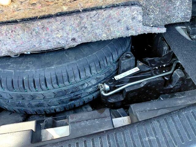 Бежевый Рено Меган, объемом двигателя 1.5 л и пробегом 355 тыс. км за 7200 $, фото 7 на Automoto.ua