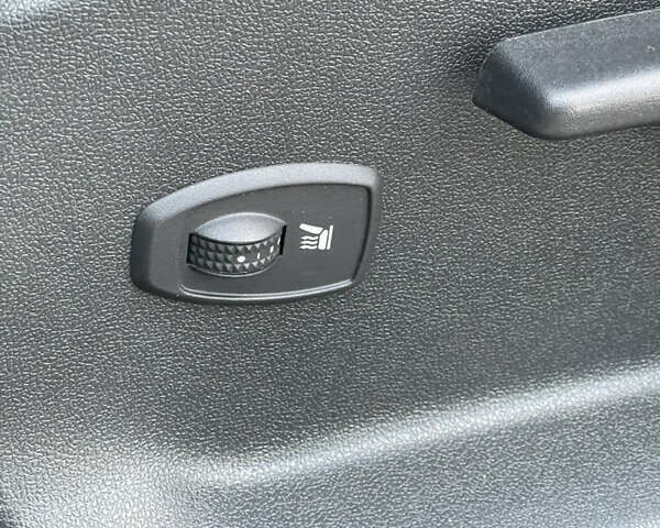 Бежевый Рено Меган, объемом двигателя 1.6 л и пробегом 106 тыс. км за 8499 $, фото 24 на Automoto.ua