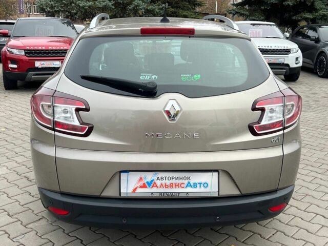 Бежевый Рено Меган, объемом двигателя 1.5 л и пробегом 211 тыс. км за 7400 $, фото 5 на Automoto.ua