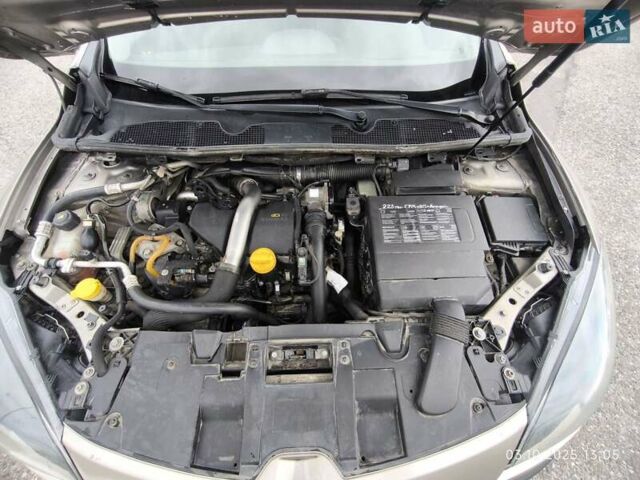 Бежевый Рено Меган, объемом двигателя 1.5 л и пробегом 247 тыс. км за 8500 $, фото 29 на Automoto.ua