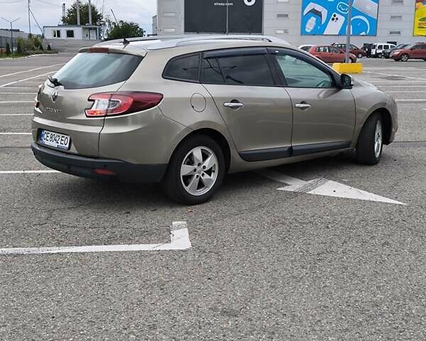 Бежевый Рено Меган, объемом двигателя 1.5 л и пробегом 247 тыс. км за 8500 $, фото 4 на Automoto.ua