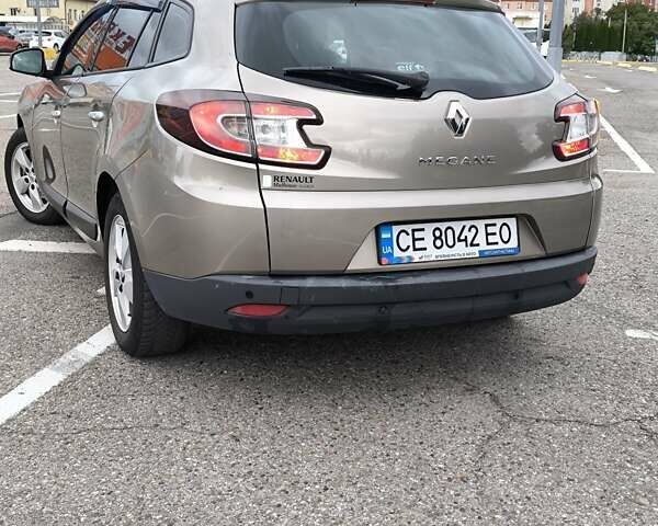 Бежевый Рено Меган, объемом двигателя 1.5 л и пробегом 247 тыс. км за 8500 $, фото 6 на Automoto.ua