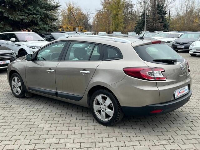 Бежевый Рено Меган, объемом двигателя 1.5 л и пробегом 211 тыс. км за 7400 $, фото 4 на Automoto.ua