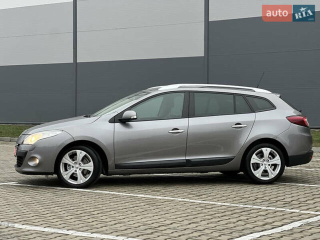 Бежевий Рено Меган, об'ємом двигуна 1.46 л та пробігом 135 тис. км за 7850 $, фото 10 на Automoto.ua