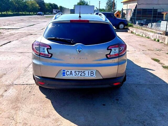 Бежевый Рено Меган, объемом двигателя 1.5 л и пробегом 355 тыс. км за 7200 $, фото 3 на Automoto.ua