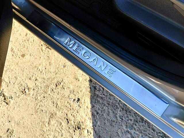 Бежевый Рено Меган, объемом двигателя 1.5 л и пробегом 355 тыс. км за 7200 $, фото 6 на Automoto.ua