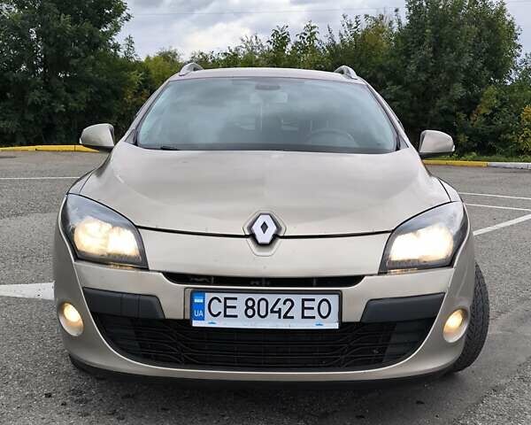 Бежевый Рено Меган, объемом двигателя 1.5 л и пробегом 247 тыс. км за 8500 $, фото 11 на Automoto.ua