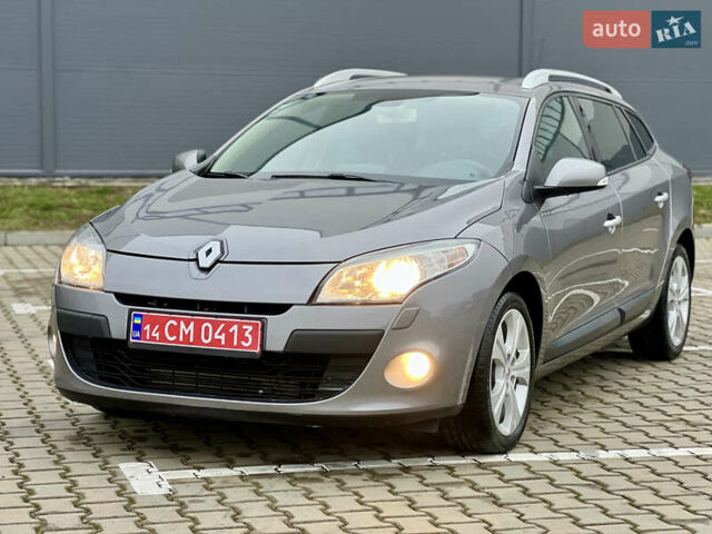 Бежевий Рено Меган, об'ємом двигуна 1.46 л та пробігом 135 тис. км за 7850 $, фото 21 на Automoto.ua