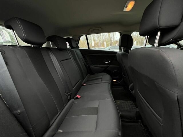 Бежевый Рено Меган, объемом двигателя 1.5 л и пробегом 211 тыс. км за 7400 $, фото 19 на Automoto.ua