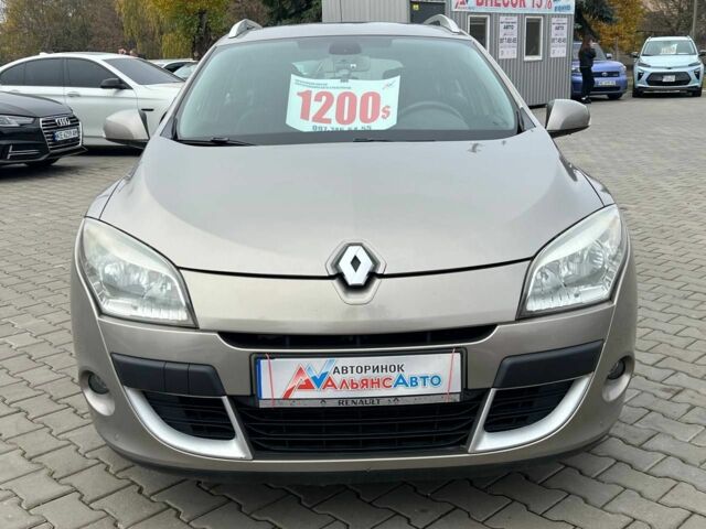 Бежевый Рено Меган, объемом двигателя 1.5 л и пробегом 211 тыс. км за 7400 $, фото 1 на Automoto.ua