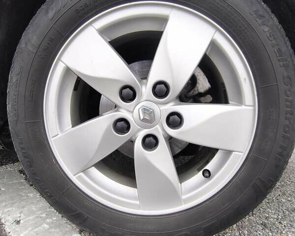 Бежевый Рено Меган, объемом двигателя 1.5 л и пробегом 247 тыс. км за 8500 $, фото 30 на Automoto.ua