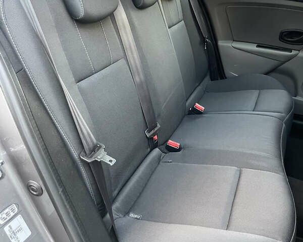 Бежевый Рено Меган, объемом двигателя 1.6 л и пробегом 106 тыс. км за 8499 $, фото 19 на Automoto.ua