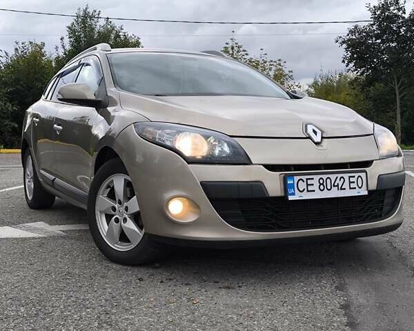 Бежевый Рено Меган, объемом двигателя 1.5 л и пробегом 247 тыс. км за 8500 $, фото 1 на Automoto.ua