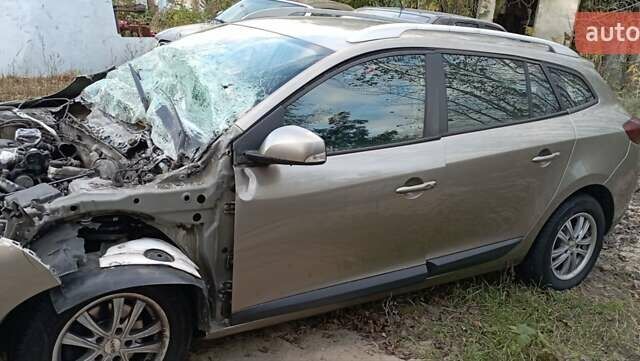 Бежевий Рено Меган, об'ємом двигуна 1.5 л та пробігом 280 тис. км за 3000 $, фото 10 на Automoto.ua