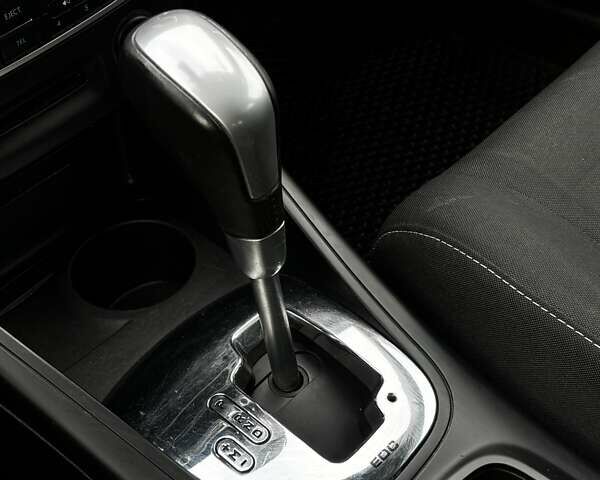 Бежевый Рено Меган, объемом двигателя 1.46 л и пробегом 201 тыс. км за 7399 $, фото 82 на Automoto.ua