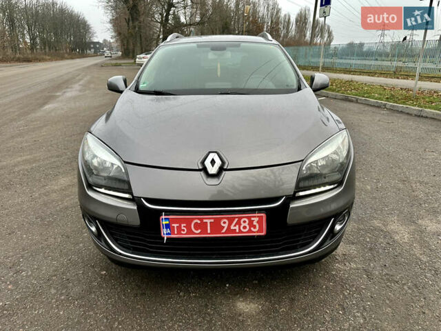 Бежевый Рено Меган, объемом двигателя 1.5 л и пробегом 223 тыс. км за 7800 $, фото 7 на Automoto.ua