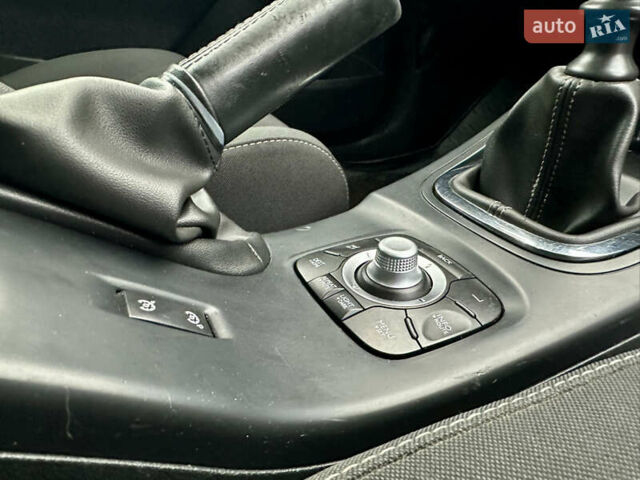 Бежевый Рено Меган, объемом двигателя 1.5 л и пробегом 223 тыс. км за 7800 $, фото 14 на Automoto.ua