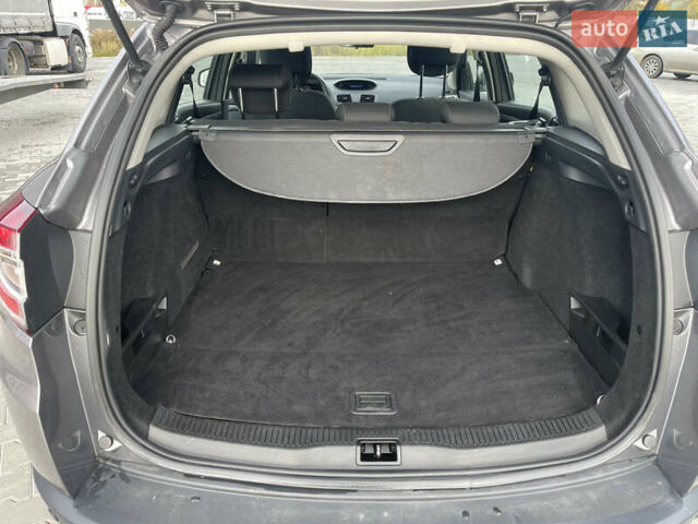 Бежевый Рено Меган, объемом двигателя 1.5 л и пробегом 91 тыс. км за 11700 $, фото 30 на Automoto.ua