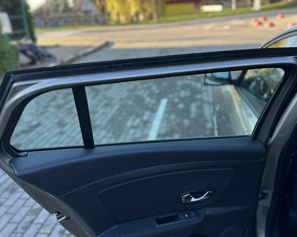 Бежевый Рено Меган, объемом двигателя 1.5 л и пробегом 246 тыс. км за 8200 $, фото 26 на Automoto.ua