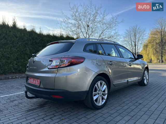 Бежевый Рено Меган, объемом двигателя 1.5 л и пробегом 246 тыс. км за 8200 $, фото 7 на Automoto.ua