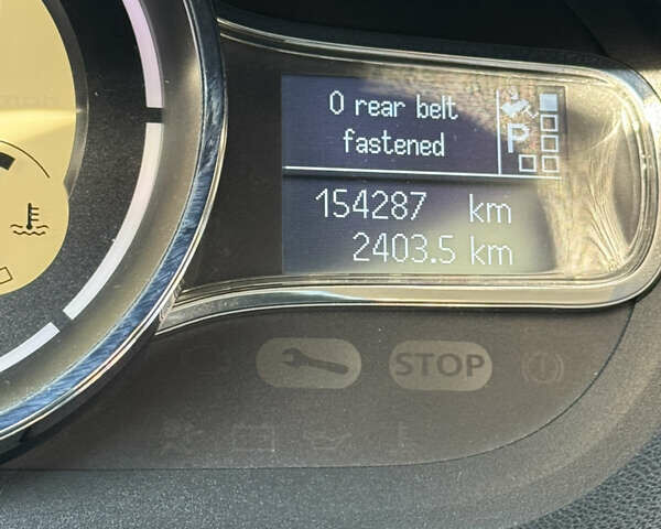 Бежевый Рено Меган, объемом двигателя 2 л и пробегом 154 тыс. км за 8400 $, фото 13 на Automoto.ua