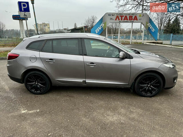 Бежевый Рено Меган, объемом двигателя 1.5 л и пробегом 223 тыс. км за 7800 $, фото 4 на Automoto.ua