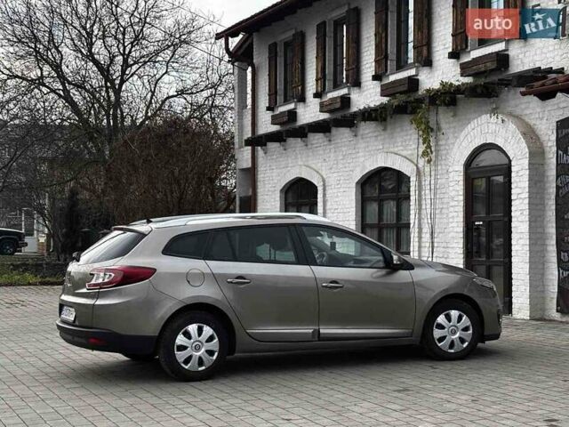 Бежевый Рено Меган, объемом двигателя 1.46 л и пробегом 201 тыс. км за 7399 $, фото 9 на Automoto.ua