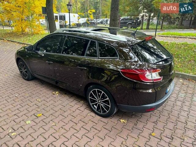 Бежевый Рено Меган, объемом двигателя 1.5 л и пробегом 241 тыс. км за 7700 $, фото 2 на Automoto.ua