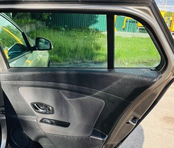 Бежевый Рено Меган, объемом двигателя 1.5 л и пробегом 226 тыс. км за 7550 $, фото 7 на Automoto.ua