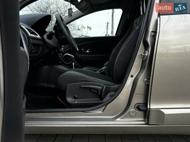 Бежевый Рено Меган, объемом двигателя 1.46 л и пробегом 201 тыс. км за 7399 $, фото 54 на Automoto.ua