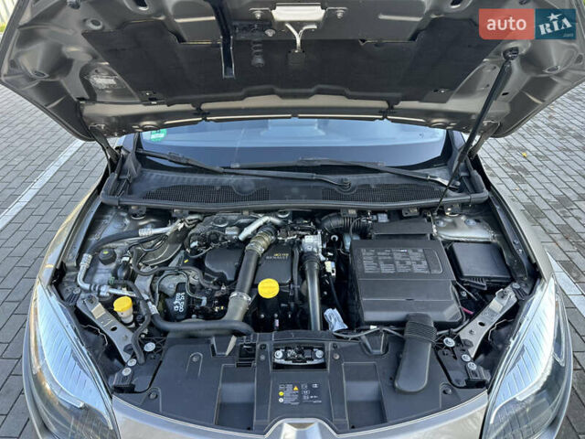 Бежевый Рено Меган, объемом двигателя 1.5 л и пробегом 246 тыс. км за 8200 $, фото 12 на Automoto.ua