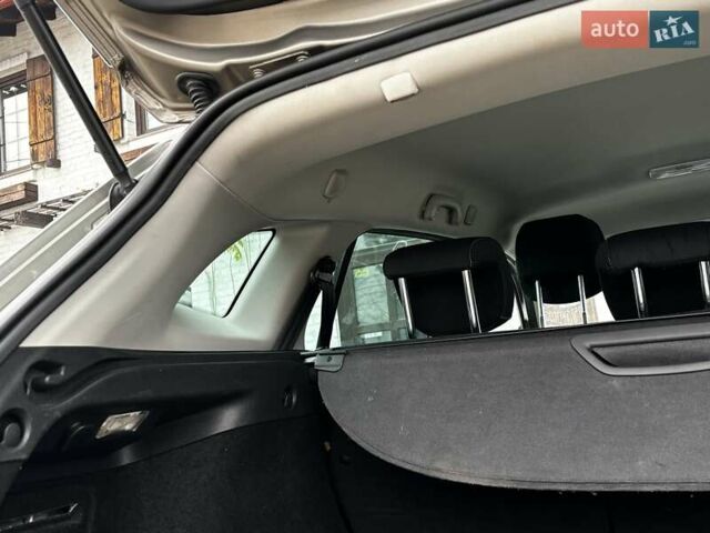 Бежевый Рено Меган, объемом двигателя 1.46 л и пробегом 201 тыс. км за 7399 $, фото 49 на Automoto.ua