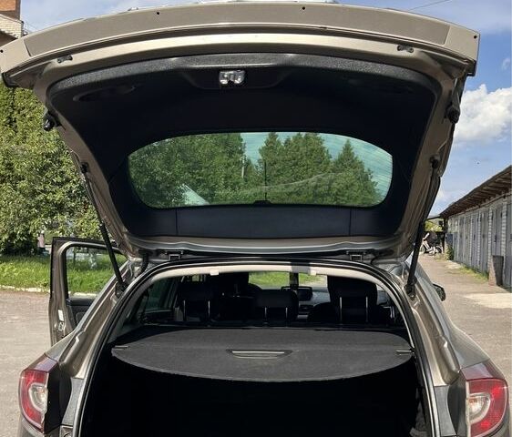 Бежевый Рено Меган, объемом двигателя 1.5 л и пробегом 226 тыс. км за 7550 $, фото 19 на Automoto.ua